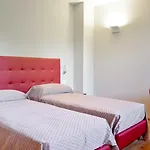 Bonin Zajazd Zovencedo